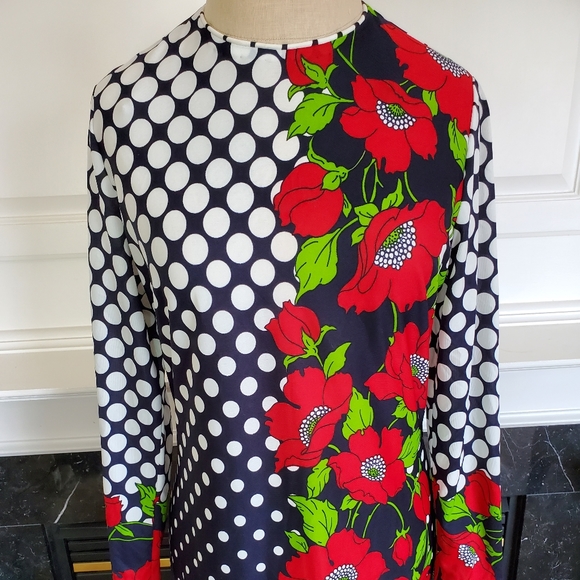 VINTAGE MAXI DRESS - Picture 2 of 9